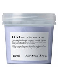 Davines LOVE Smoothing Instant Mask - Маска для миттєвого розгладження та надання м'якості неслухняному та хвилястому волоссю